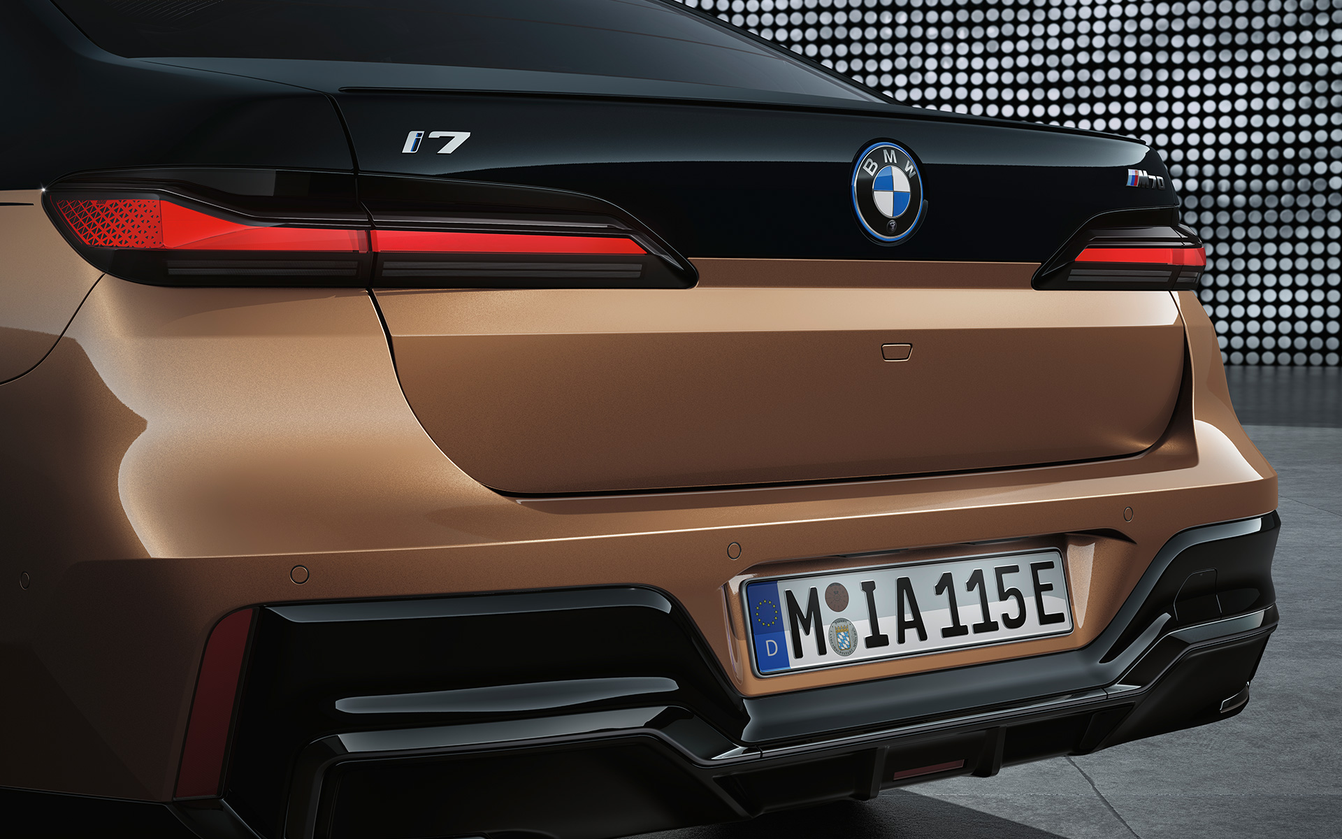 BMW i7 M70 xDrive G70 M リヤ・スポイラー