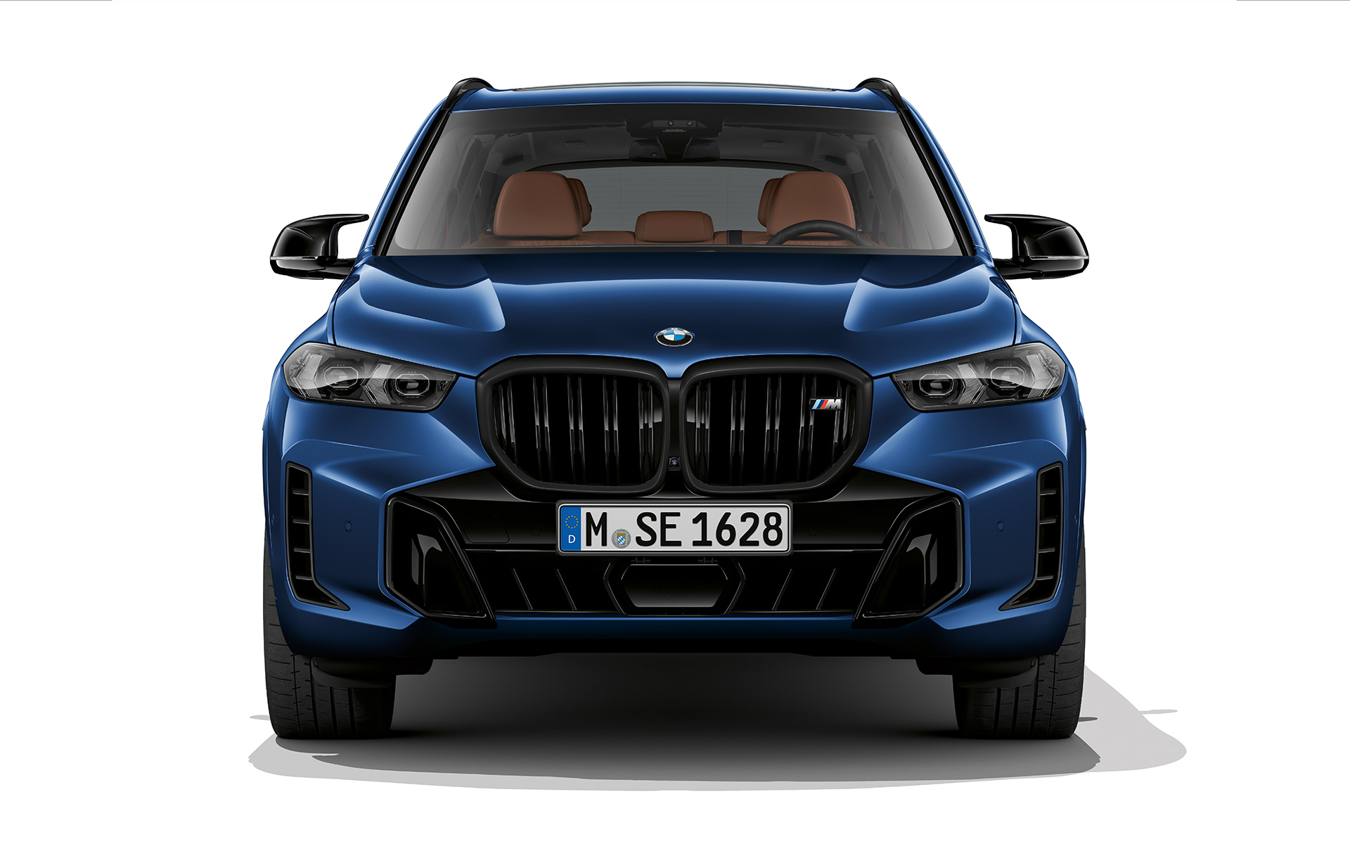 BMW X5 M60i G05 MP フロント クローズアップ